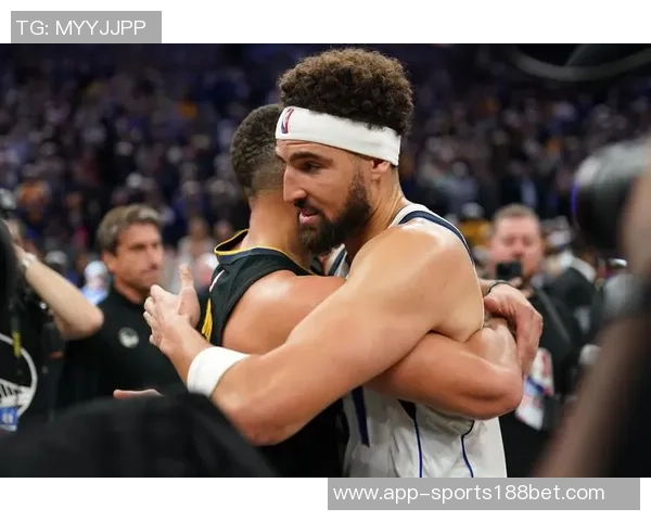 克莱强调球队防守潜力认为攻防一体球员是关键因素